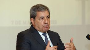 Fernando Gomes felicita Luís Castro pela conquista da Taça do Emir do Qatar