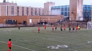 Jovem futebolista português brilha nos Estados Unidos com este golaço