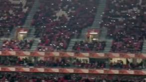 Mulher de Lucas Veríssimo rendida ao ambiente na Luz: «É lindo demais!»