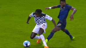 Liga da Verdade: Falta consistência