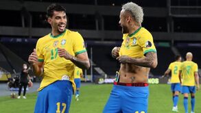 Paquetá e as alegadas bebedeiras de Neymar: «As pessoas falam demais»