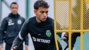 Lucas Dias num treino da equipa principal