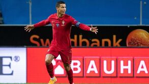 Cristiano Ronaldo sobe ao palco com boas recordações do Estádio do Dragão