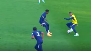 Mbappé até nos treinos dá show: acompanhe esta jogada vertiginosa na seleção francesa