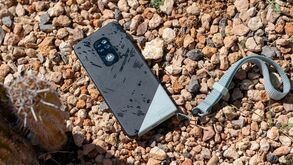 Motorola Defy: Um carro de combate que cabe no bolso