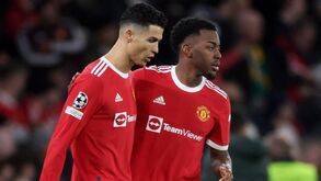 Elanga inspirado por Ronaldo no Man. United: «Vou para o treino bem cedo e ele já lá está»