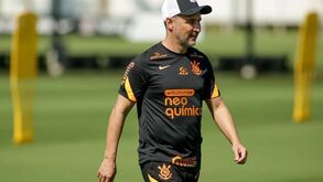 Vítor Pereira: «É impossível jogar com qualidade quando o tempo de recuperação é muito diferente»