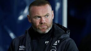 Rooney e a chamada de Ferguson aos pais: «Digam-lhe para ir à merda»