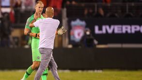 A conversa com Guardiola que ditou o adeus de Hart: «Não vejo em ti o que quero num guarda-redes»