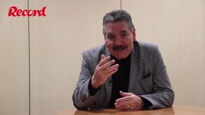 «Como é que é possível um treinador deixar Rui Costa de fora?»: Toni brinca com ausência do Maestro no 6-3