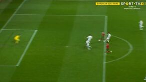 Erro de Ristovski, assistência de Ronaldo e Bruno Fernandes a faturar: o golo de Portugal à Macedónia do Norte 