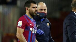 Agüero e um eventual regresso aos relvados: «Passou-me pela cabeça que podia voltar a jogar»