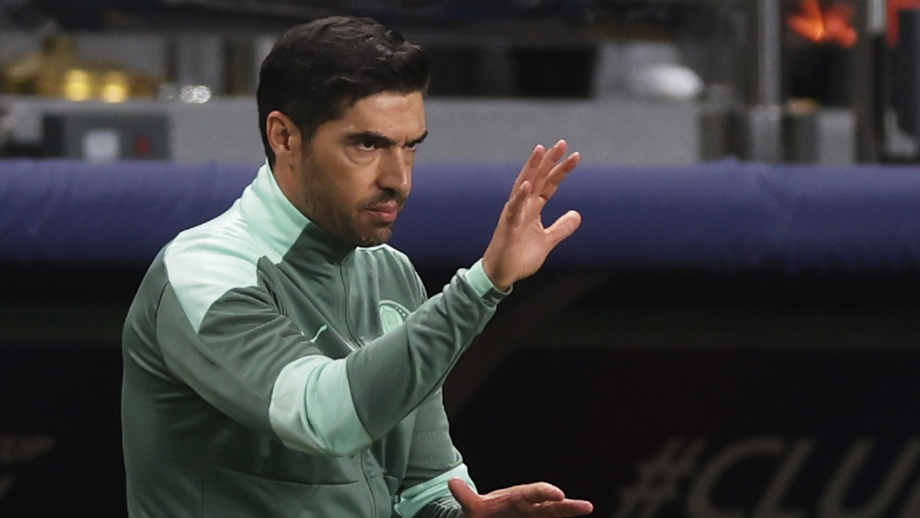 Treinador português do Palmeiras foi esta segunda-feira o convidado na estreia do podcast '90+3', da CONMEBOL