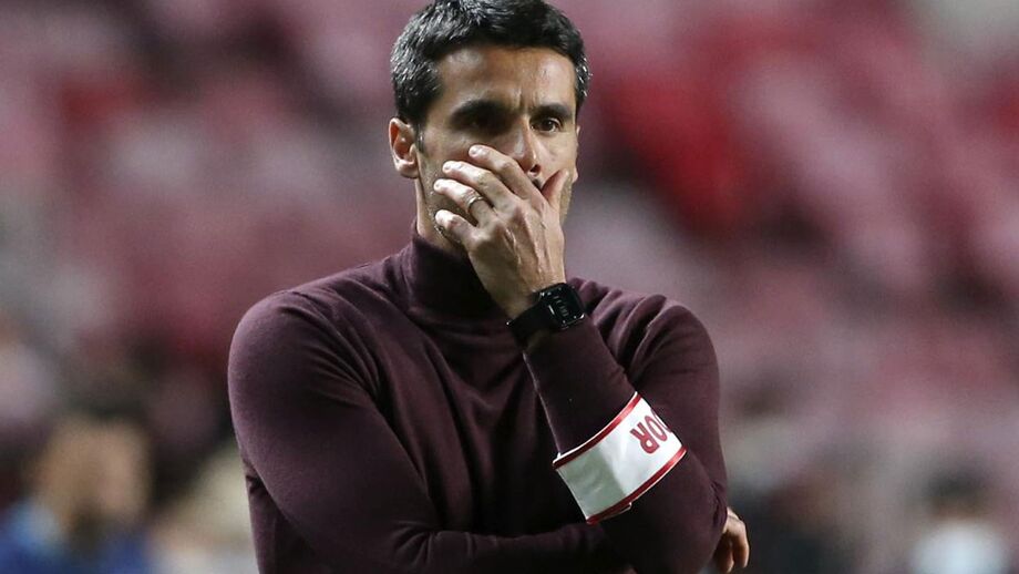 Treinador dos encarnados não fugiu ao tema que está na ordem do dia