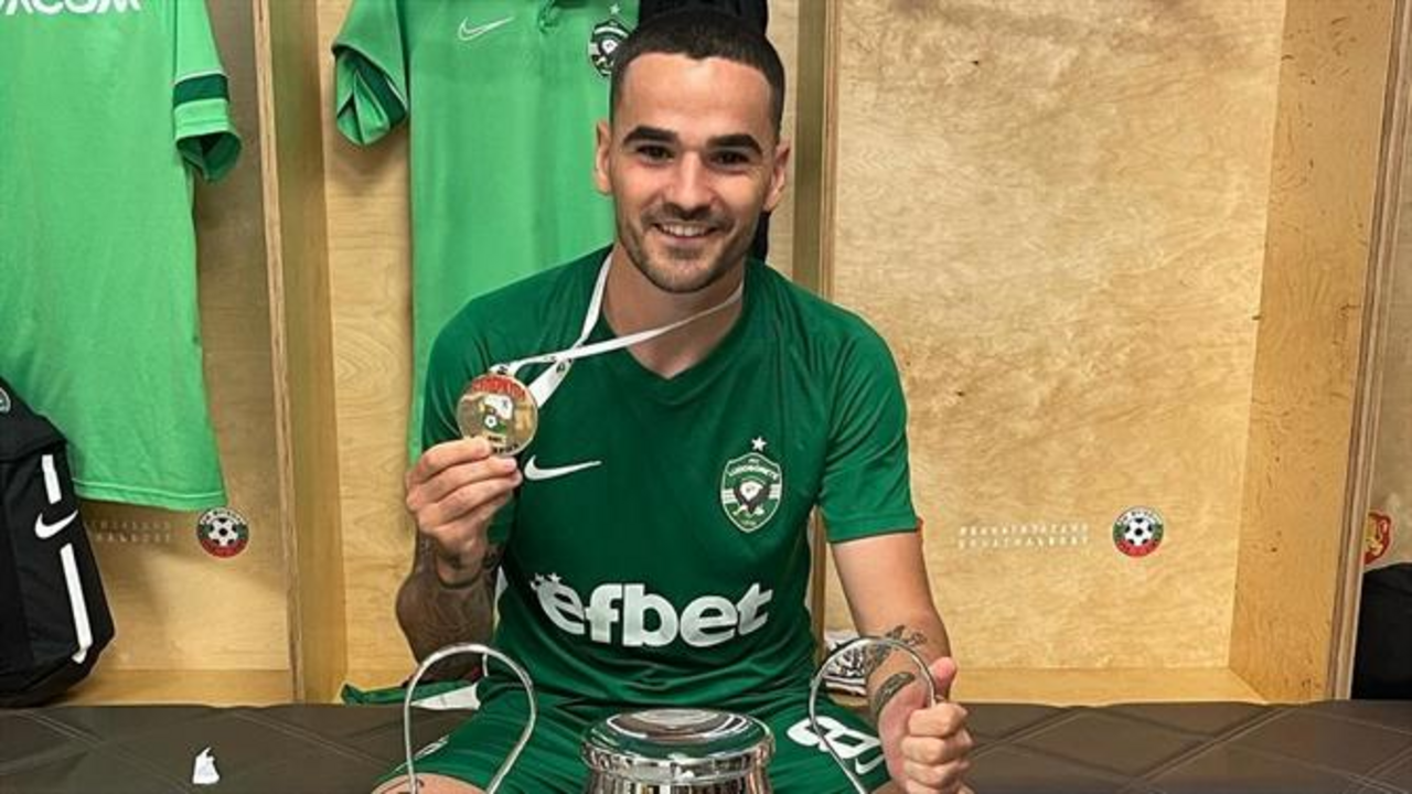 Claude não se arrepende de ter rumado à Bulgária