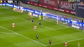 «Estivemos muito perto de vencer»: a reação do Fenerbahçe após desistir no 1.º minuto da final da Supertaça