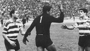 Joaquim Carvalho: O homem que viveu numa baliza