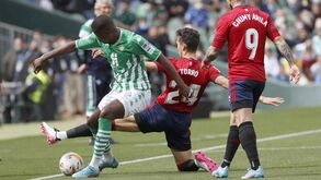 Betis trabalha para segurar William Carvalho perante 'ameaça' do Benfica