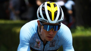 Wout van Aert falha Amstel Gold Race mas já pode regressar aos treinos