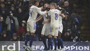 Benzema viveu noite de sonho em Stamford Bridge mas por pouco não entrava... no estádio