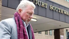 Boris Becker culpado de quatro acusações no processo de insolvência pessoal