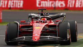 Charles Leclerc garante a pole position na Austrália