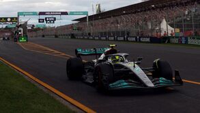 Hamilton frustrado no GP da Austrália: «Nada do que fazemos parece resultar»
