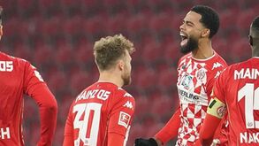 Três posições, duas operações e um recorde invejável na Bundesliga: eis Jeremiah St. Juste, alvo do Sporting