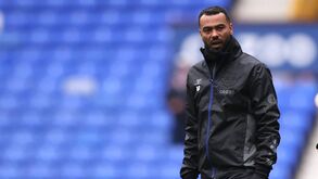 Gangue ameaçou cortar os dedos de Ashley Cole com um alicate durante assalto à sua casa