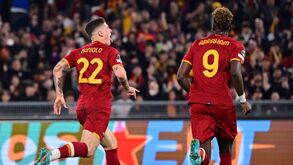 À quarta foi mesmo de vez: Roma de Mourinho goleia Bodo/Glimt e avança para as 'meias' da Conference League