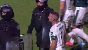 Lisandro López chocou com polícia a reação já se tornou viral