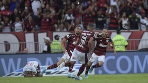 Flamengo de Paulo Sousa alcança primeira vitória no Brasileirão