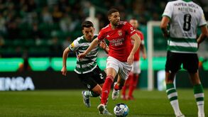 Interrogatório do Sporting-Benfica: com Darwin a voar tanto a águia já parece outra