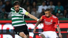 «Baixar a cabeça só para olhar o símbolo que temos no peito»: jogadores do Sporting reagem à derrota no dérbi