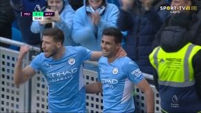 Watford perdeu a bola em zona proibida e Rodri aproveitou para marcar golaço