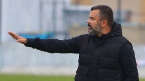 Salgueiros vai a jogo com o Leça sem treinador no banco