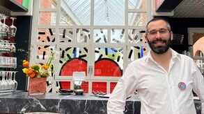 Comércio em Nyon rendido ao Benfica: «Já somos adeptos, que ganhem a Youth League!»