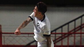 Botafogo de Luís Castro empata frente a Atlético Goianiense com autogolo ao cair do pano