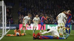 Crystal Palace e Leeds United empatam sem golos em Londres