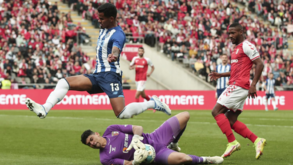 As reações dos ilustres adeptos à derrota com o Sp. Braga: «Festejar no salão de festas»