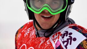 Atleta olímpico destrói o seu avião para conseguir views