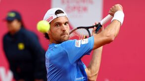 João Sousa eliminado na primeira ronda do Estoril Open