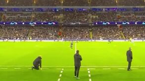 A incrível reação de Guardiola à 'maldade' de Vinícius Jr. a Fernandinho