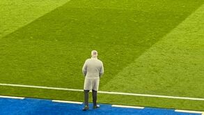 Gary Lineker comenta roupa de Mourinho e diz que o português se disfarçou... de raposa