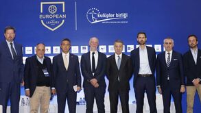 Ligas Europeias criticam sistema de acesso e calendário da nova Liga dos Campeões