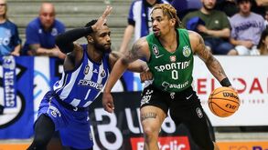 A crónica do FC Porto-Sporting, 70-71: vitória com Travante