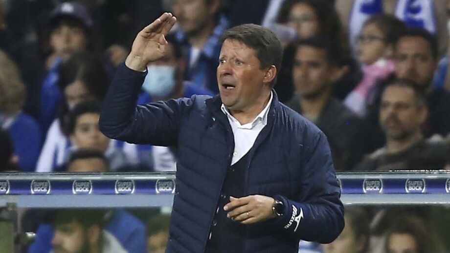 Paulo Sérgio reage às críticas sobre opções no Dragão: «É muita desonestidade intelectual»