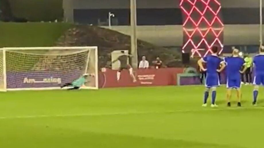 Antigo guarda-redes faz brincadeira nas redes sociais após participar no torneio de lendas da FIFA