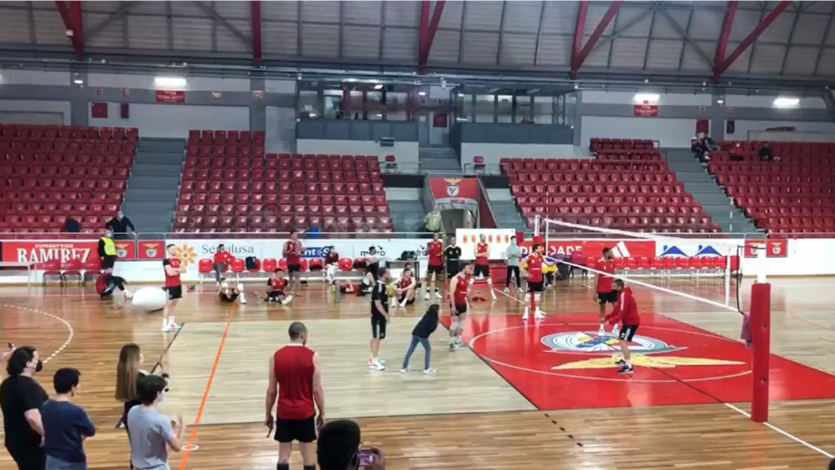 Convite de Marcel Matz, treinador das águias, agradou os adeptos benfiquistas presentes no Pavilhão