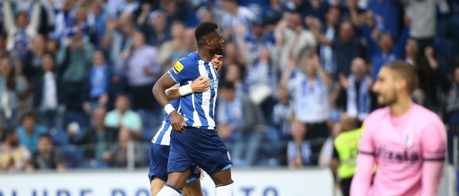 A crónica do FC Porto-Vizela, 4-2: despertador teve de tocar duas vezes